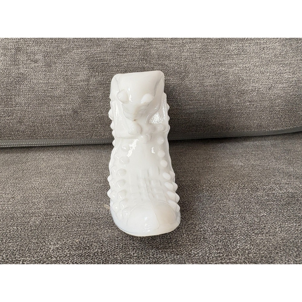 Fenton Art Glass White Milk Glass Hobnail Cat Head Slipper Shoe - Picture 2 of 7
